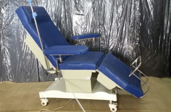 Blood Donar Chair Electric - Image 5
