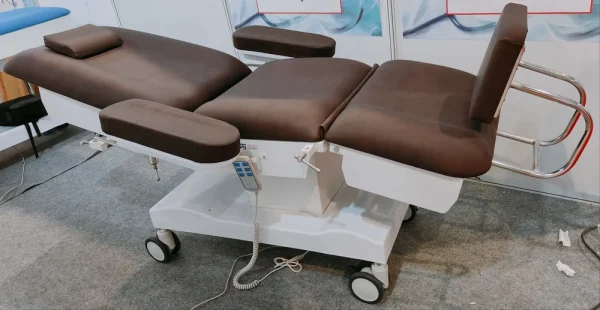 Electric Dialysis Chair 2 function - Image 3