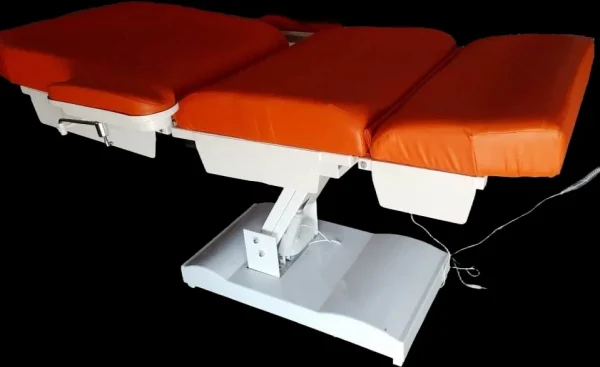 Electric Treatment Table - Image 7