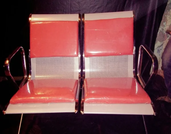 Waiting Room Chairs - Image 3